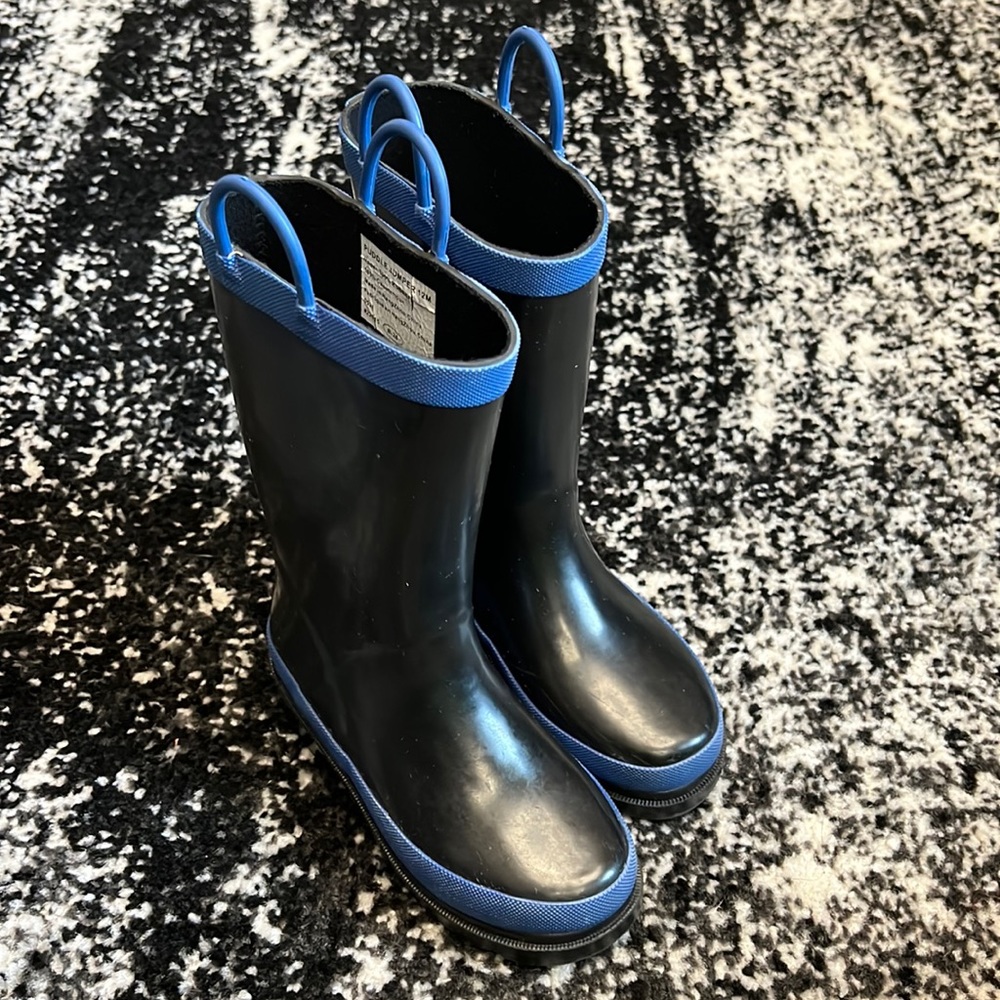 Kids rain boots- size toddler 12